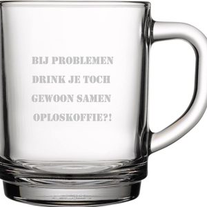Gegraveerde Koffieglas 25.5cl Bij problemen drink je toch gewoon samen oploskoffie