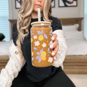Libbey Glazen Drinkbeker 500ml met Deksel en Glazen Rietje - Koffiebeker - Koffie beker - Theemok - Citroenen Drinkbeker voor Smoothies, Frisdranken, Koude Dranken en Ijskoffie Beker - Herbruikbare Koffiebeker voor Thuis en Onderweg - Glazen Tumbler