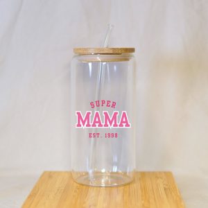 Gepersonaliseerd Cadeau voor Mama - Glazen Drinkfles met Super Mama - Incl. Glazen Rietje & Schoonmaak Borsteltje - IJskoffie Glazen - Matcha Glazen - Moederdag Cadeautje - Moederdag Cadeau voor Mama - Moederdag
