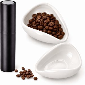 Set van 2 keramische koffiedoseerders met spuitfles, antistatische accessoires voor nauwkeurige dosering, minder maalverspreiding, wit